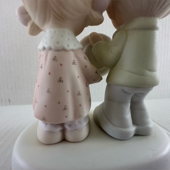 Precious Moments 10th Anniversary Cake Topper - Cream and Pink - Picture 14 of 16